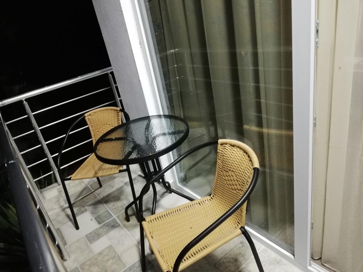 Albatross Kvariati Guest House 외부 사진