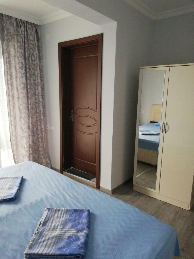 Albatross Kvariati Guest House 외부 사진